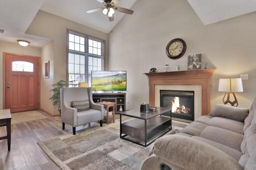Welcome in! Vaulted ceilings amplify the abundant natural light!