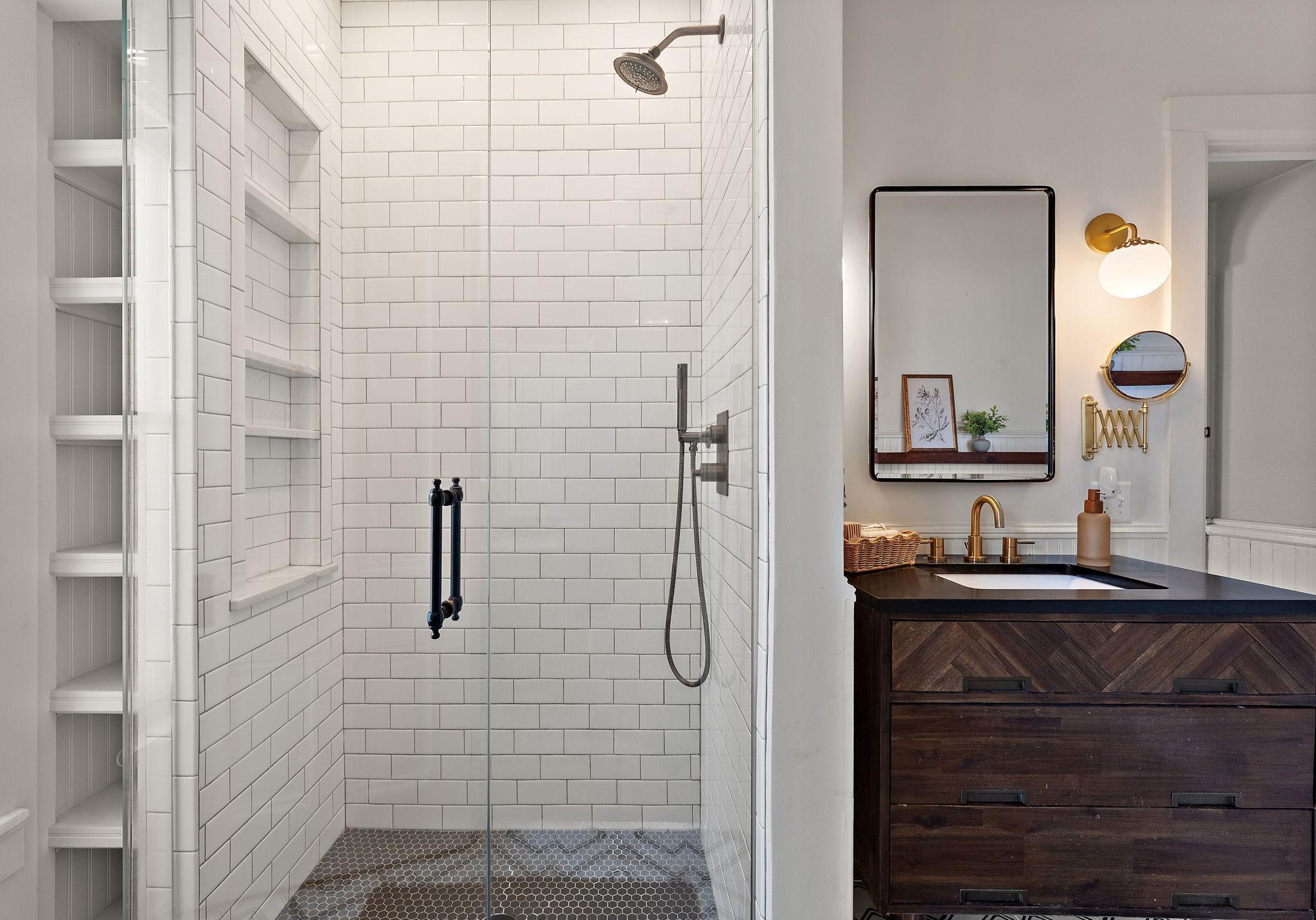 Updated main level 3/4 bath