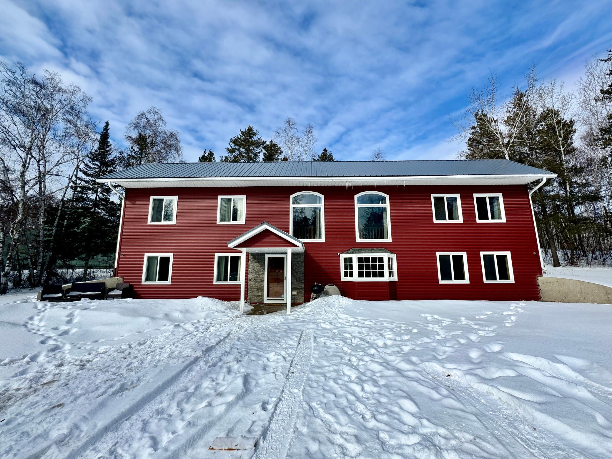 56483 350th Street, Warroad, MN 56763