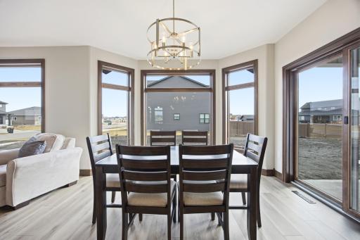 927 50th Avenue W, West Fargo, ND 58078