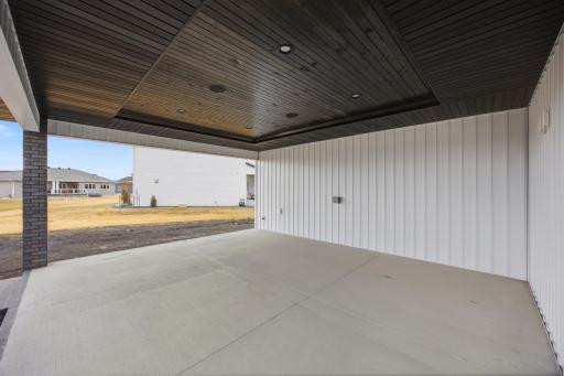 927 50th Avenue W, West Fargo, ND 58078