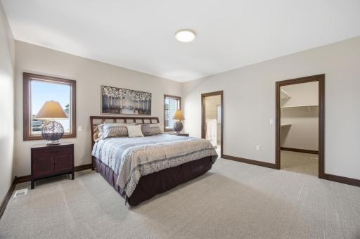 927 50th Avenue W, West Fargo, ND 58078