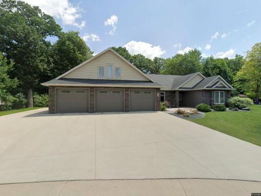 118 W Beaton Drive, West Fargo, ND 58078