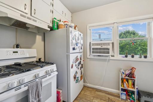 1273 7th Street W, Saint Paul, MN 55102