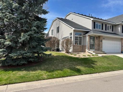 12688 74th Avenue N, Maple Grove, MN 55369