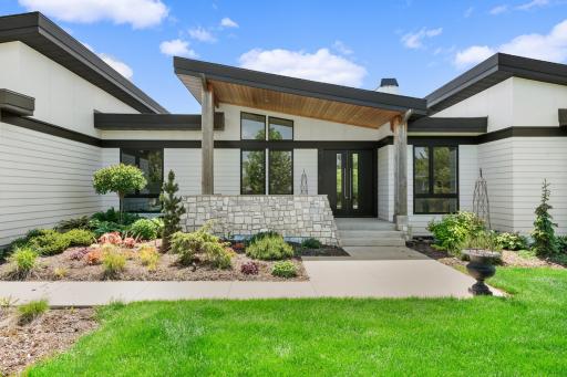 7737 Prairie Grass Pass, Prior Lake, MN 55372