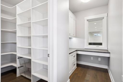 726 Woodland Hill Court - Spacecrafting - 0026.jpg