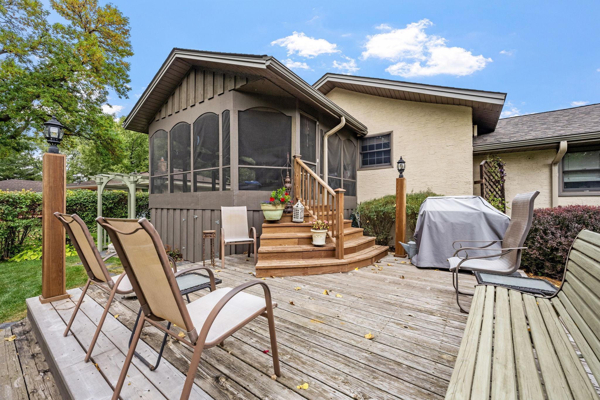 You'll love sitting on days full of sunshine on private 14' deck. Ready for your favorite BBQ's