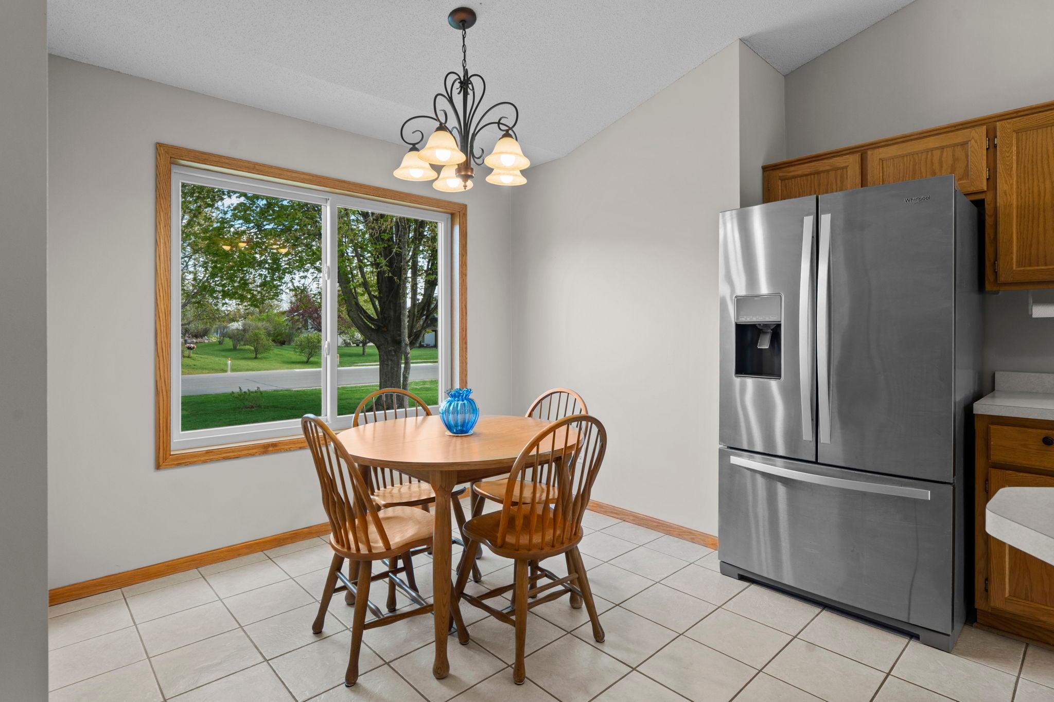 Eat in kitchen