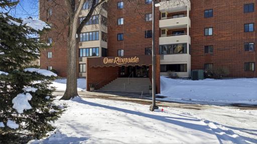 105 3rd Street N, 208, Moorhead, MN 56560