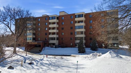 105 3rd Street N, 208, Moorhead, MN 56560
