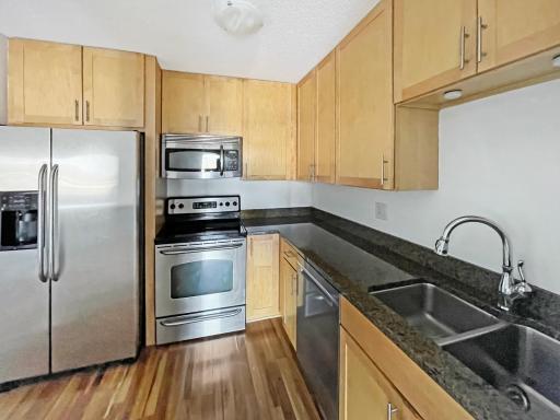 Granite counters and stainless steel appliances
