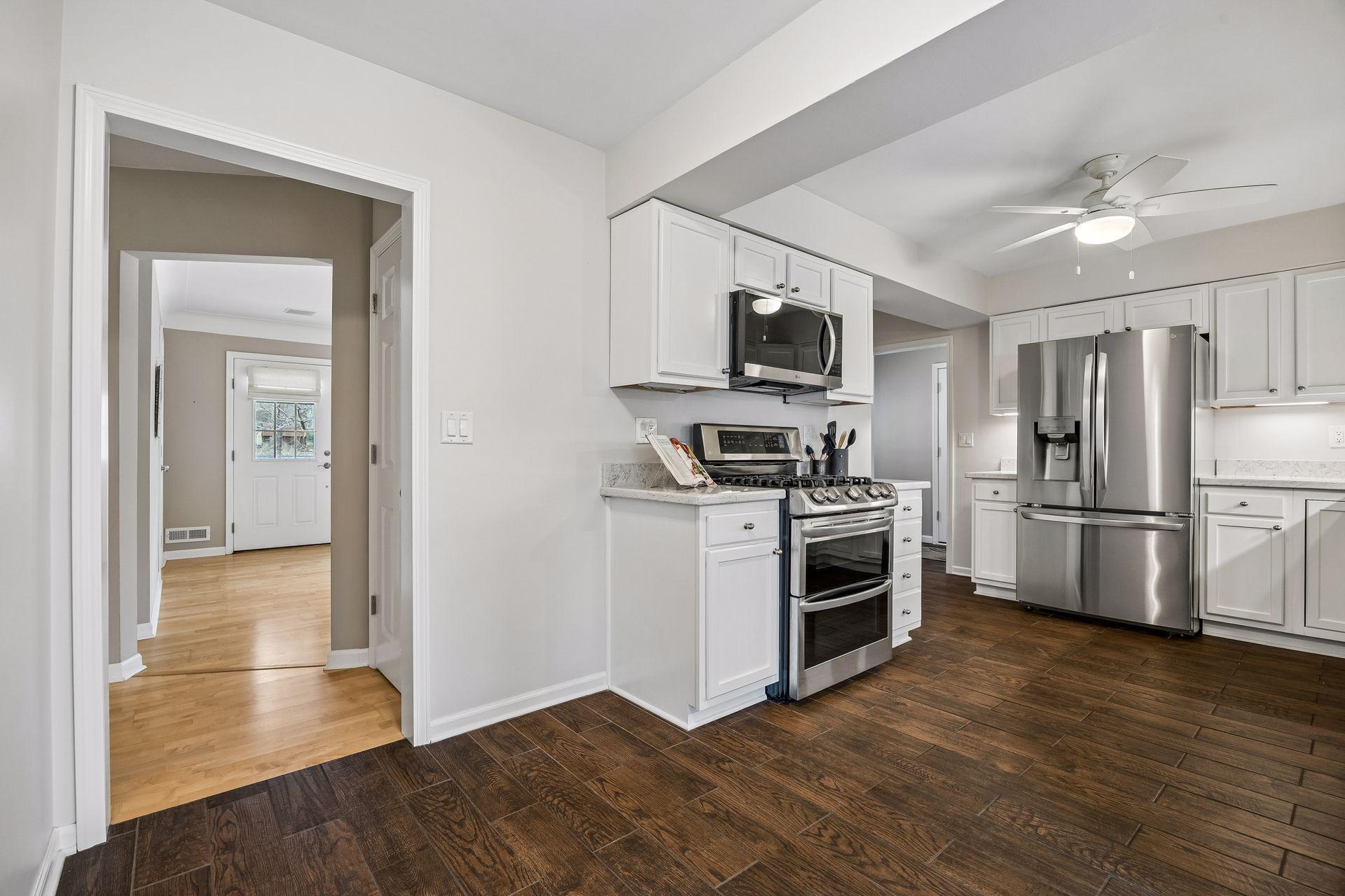 7837 Edgebrook Drive - Spacecrafting - 0016.jpg