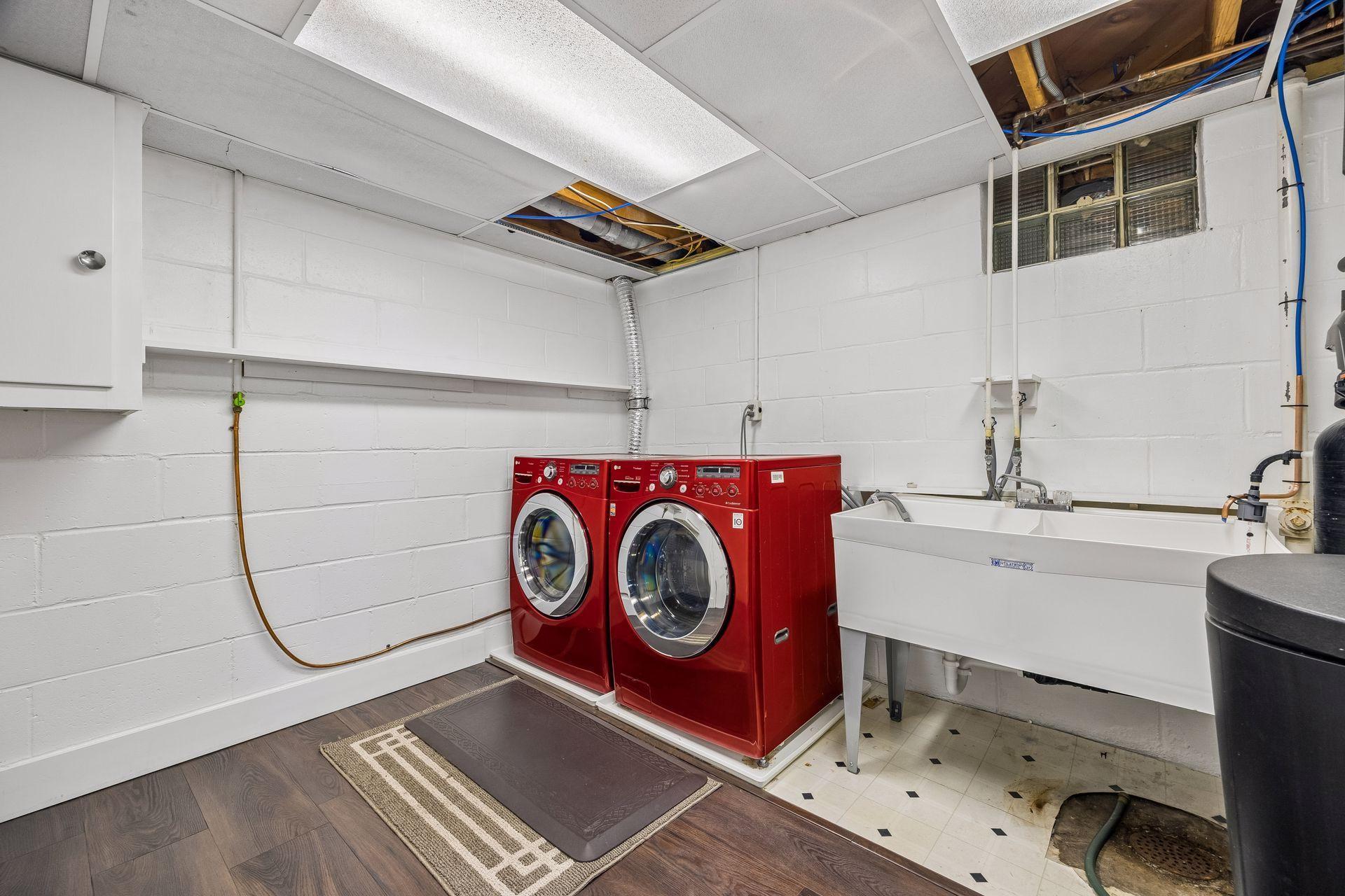 7837 Edgebrook Drive - Spacecrafting - 0039.jpg