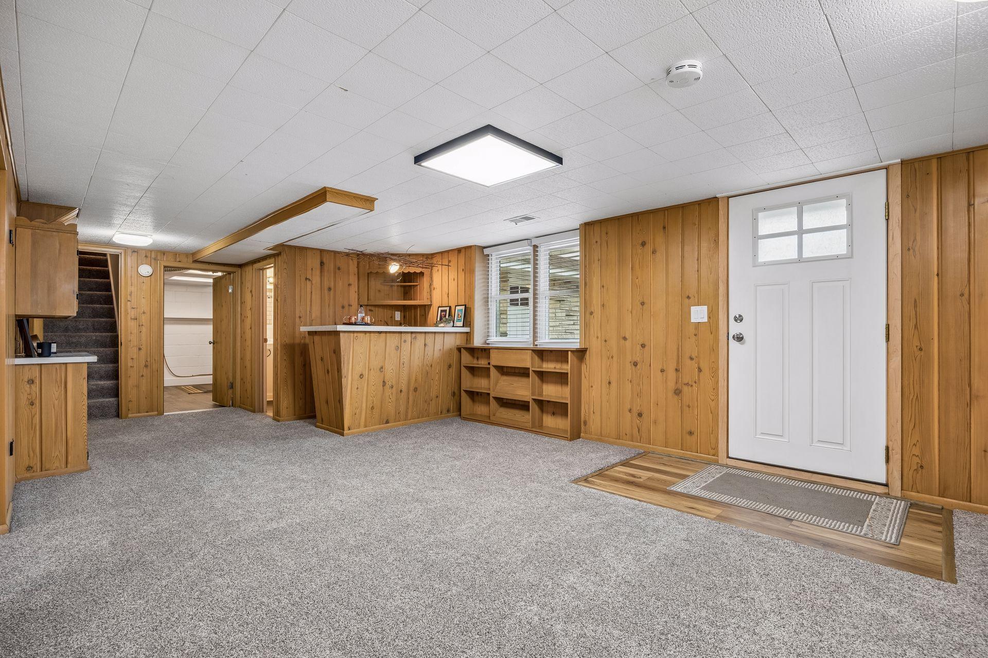 7837 Edgebrook Drive - Spacecrafting - 0035.jpg