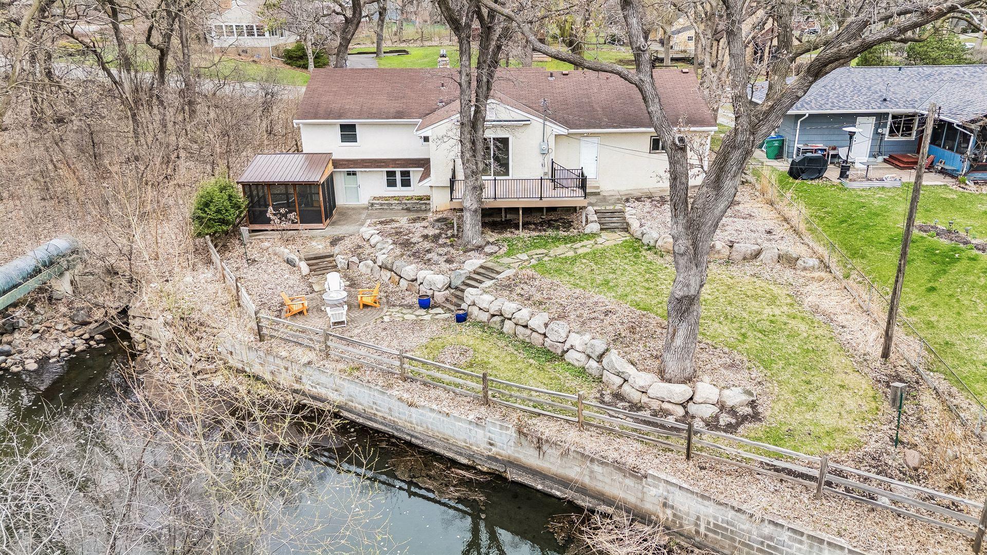 7837 Edgebrook Drive - Spacecrafting - 0004.jpg