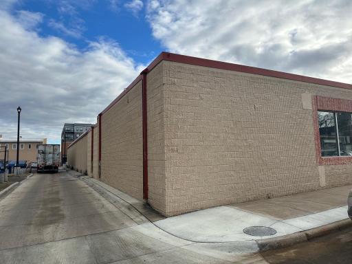 123 2nd Avenue W, Shakopee, MN 55379