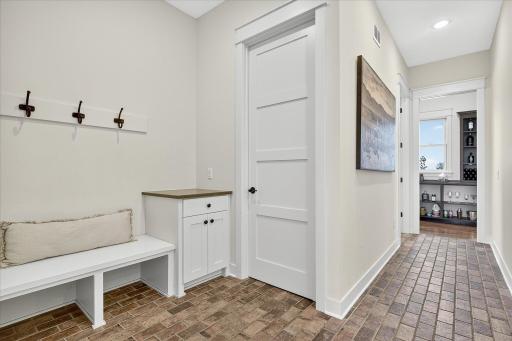 7604 E 250th Street, Elko New Market, MN 55020