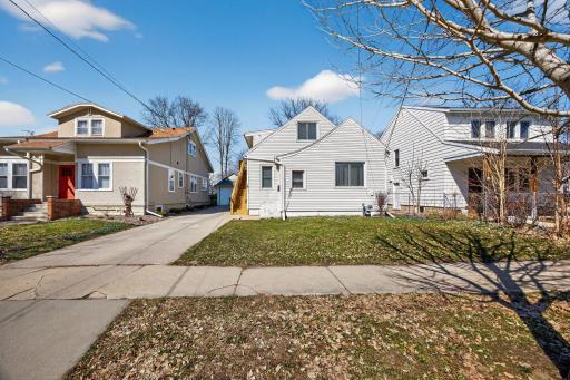807 2nd Street NW, Rochester, MN 55901