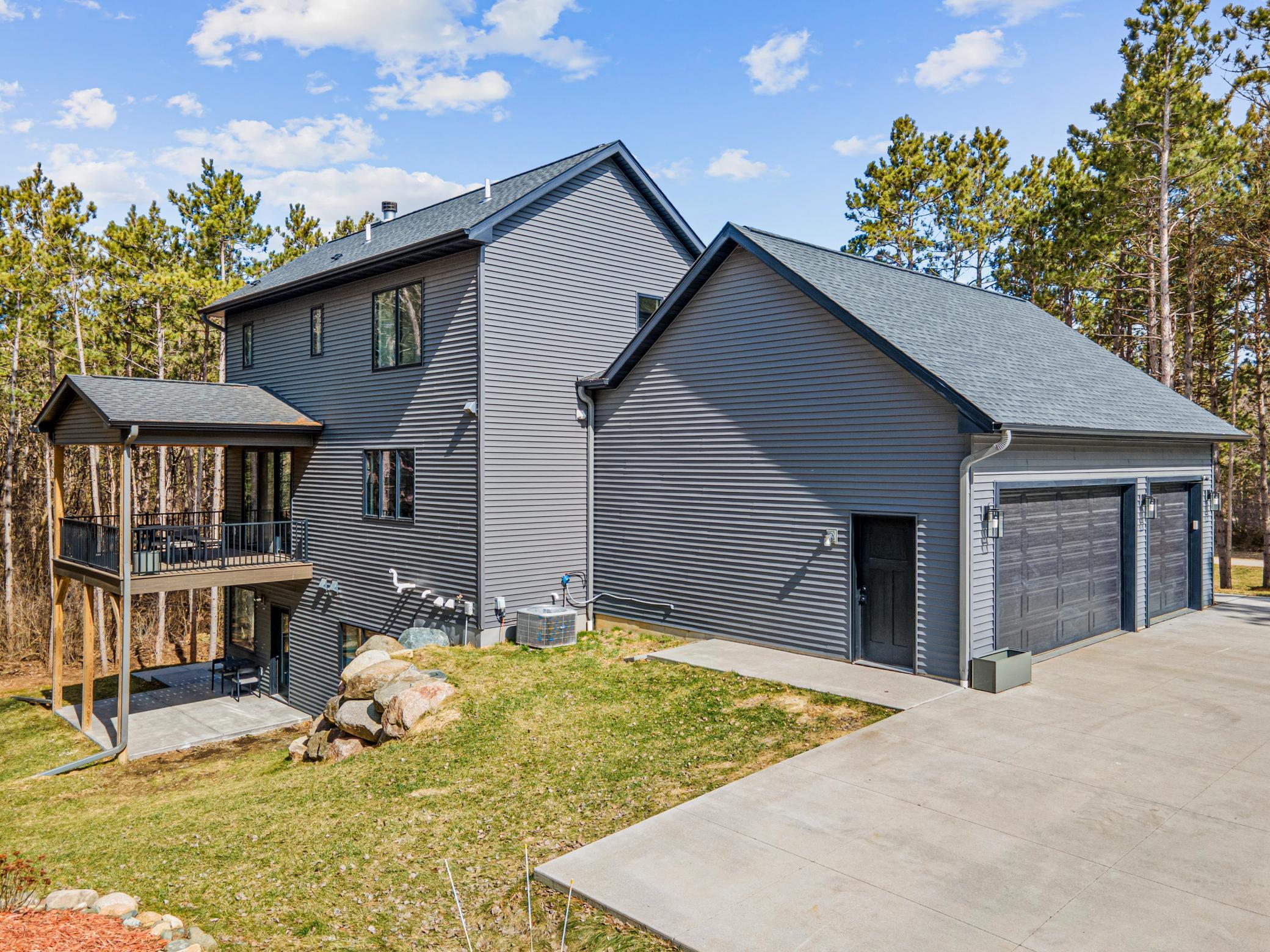 Open space, and a quiet setting just minutes from town