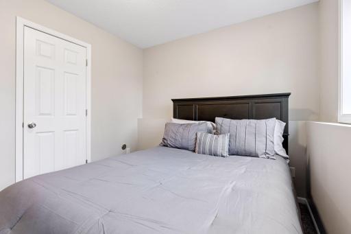 1571 Christie Place, Saint Paul, MN 55106