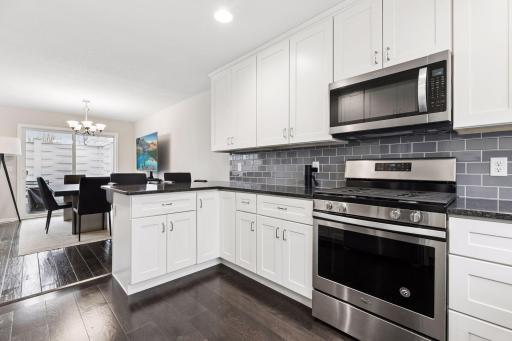 1571 Christie Place, Saint Paul, MN 55106