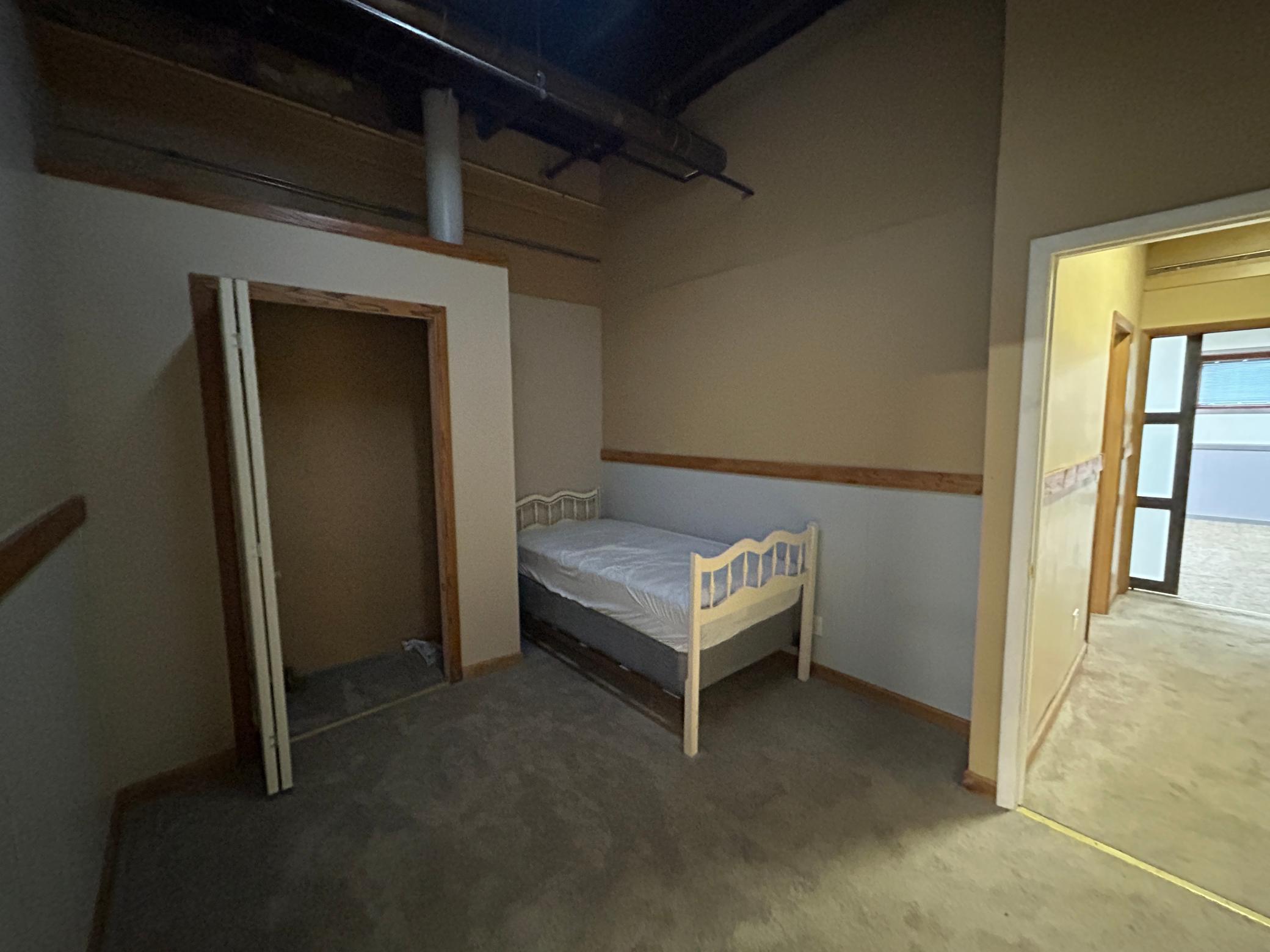 Office Space/Apartment 4