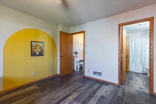 2765 Charles Court NW, Rochester, MN 55901