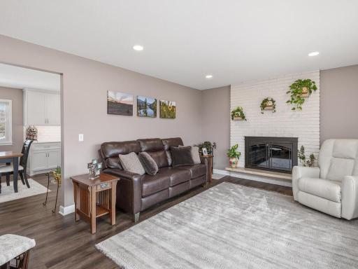 17731 Sterling Terrace, Eden Prairie, MN 55346