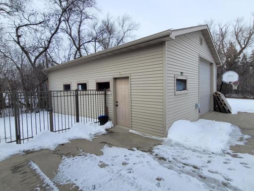 7607 University Drive S, Fargo, ND 58104