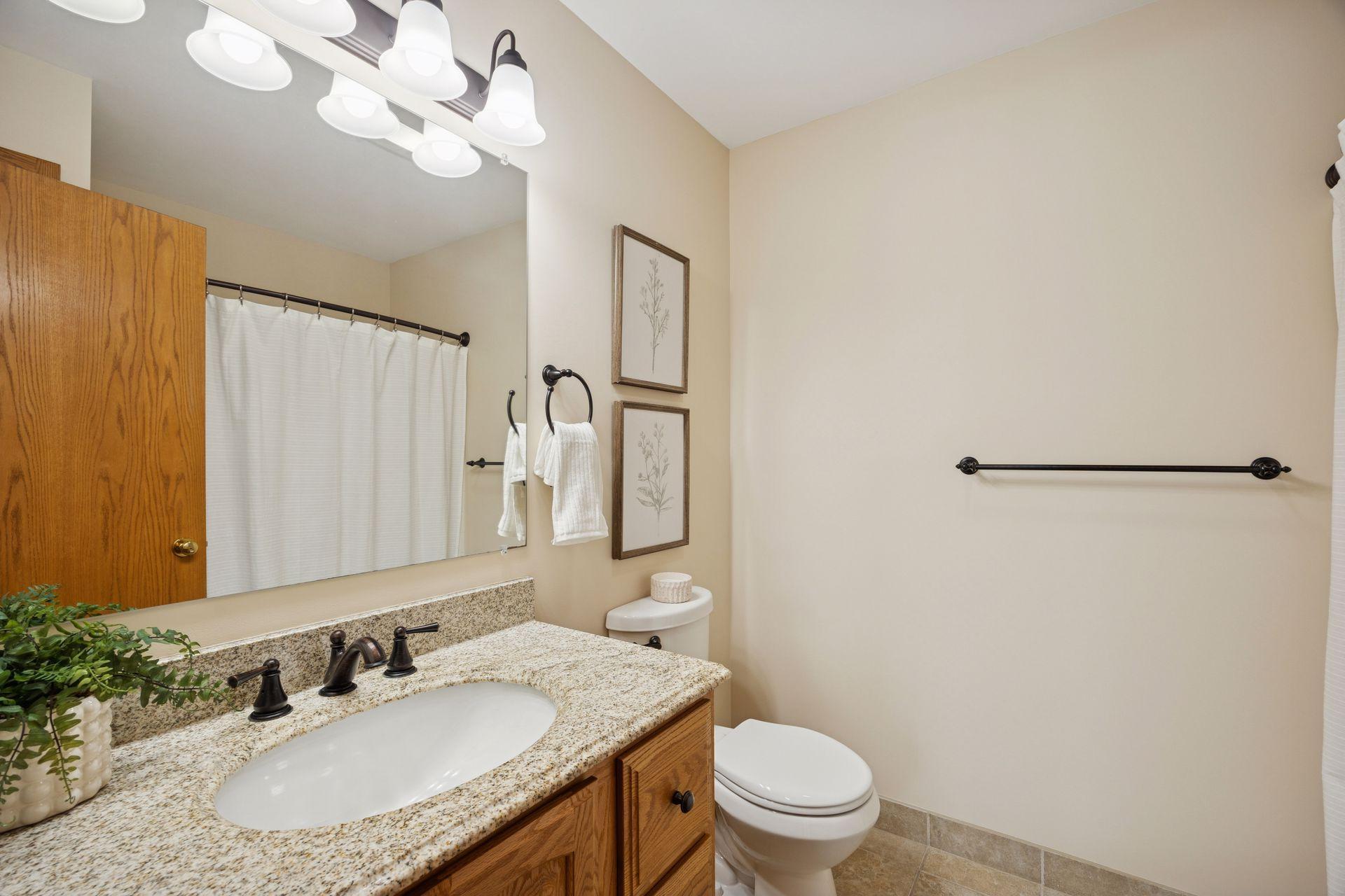 8644 Sycamore Lane North - Spacecrafting - 0030.jpg