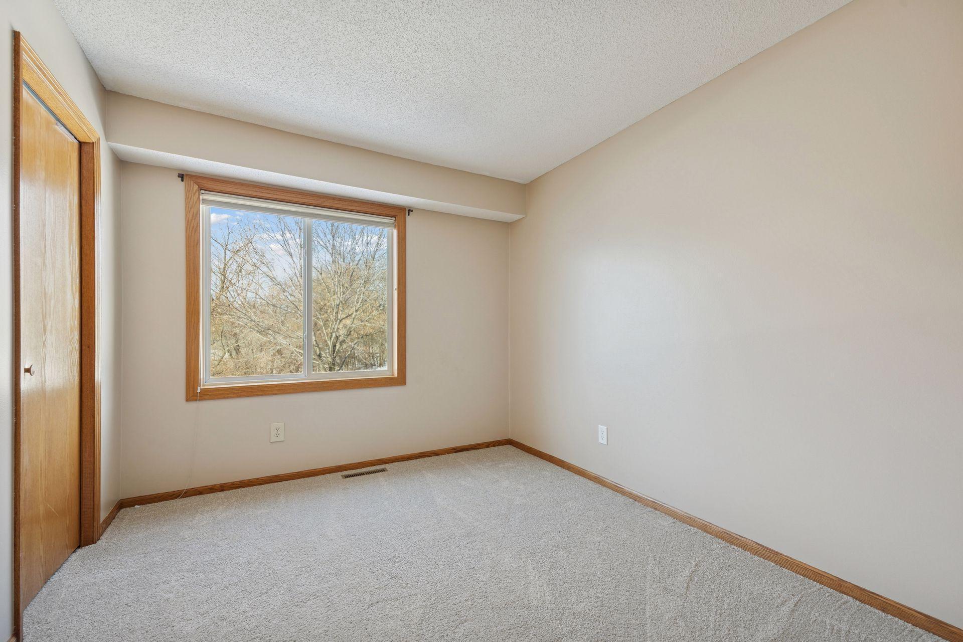 8644 Sycamore Lane North - Spacecrafting - 0028.jpg