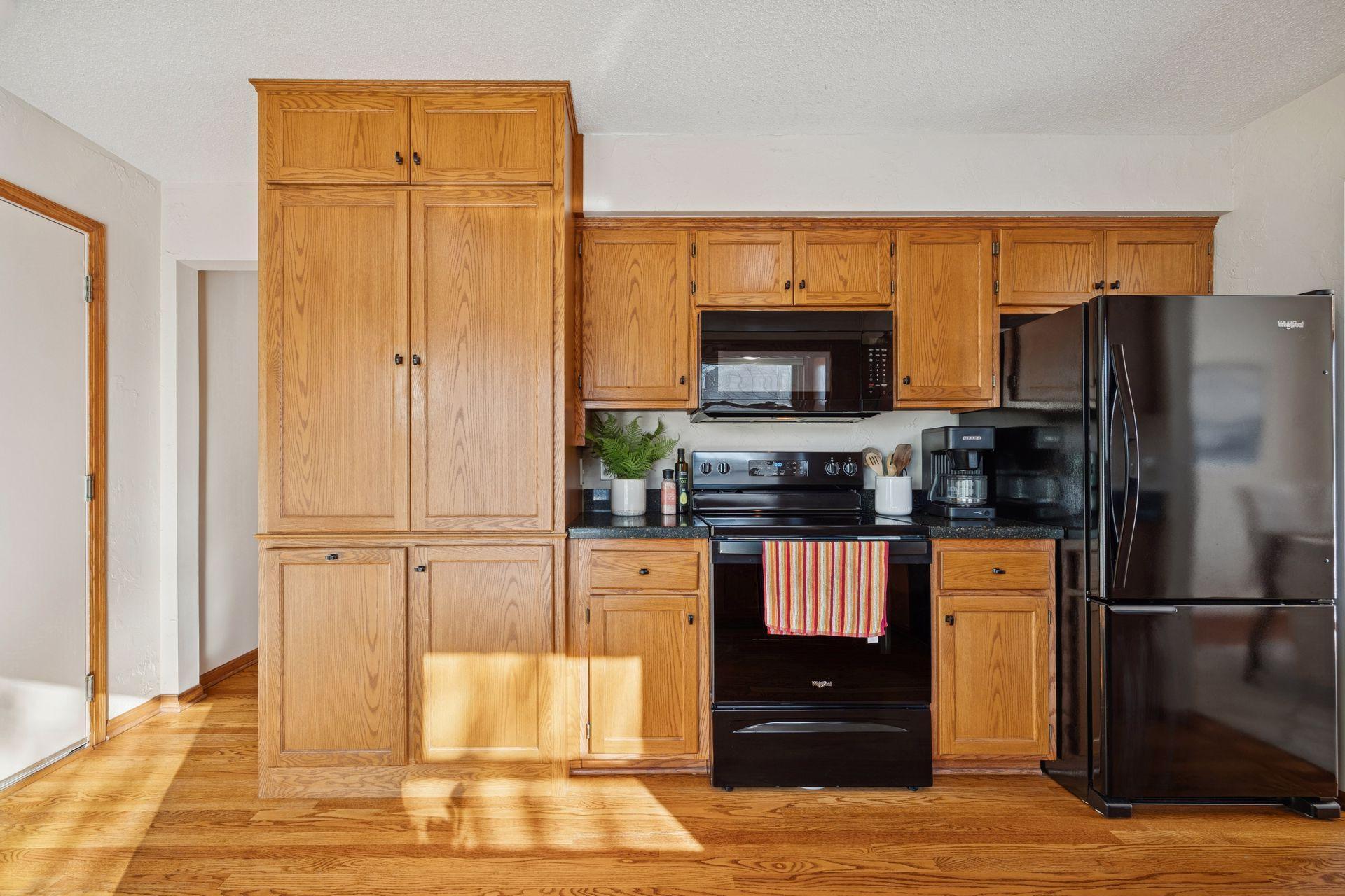 8644 Sycamore Lane North - Spacecrafting - 0018.jpg