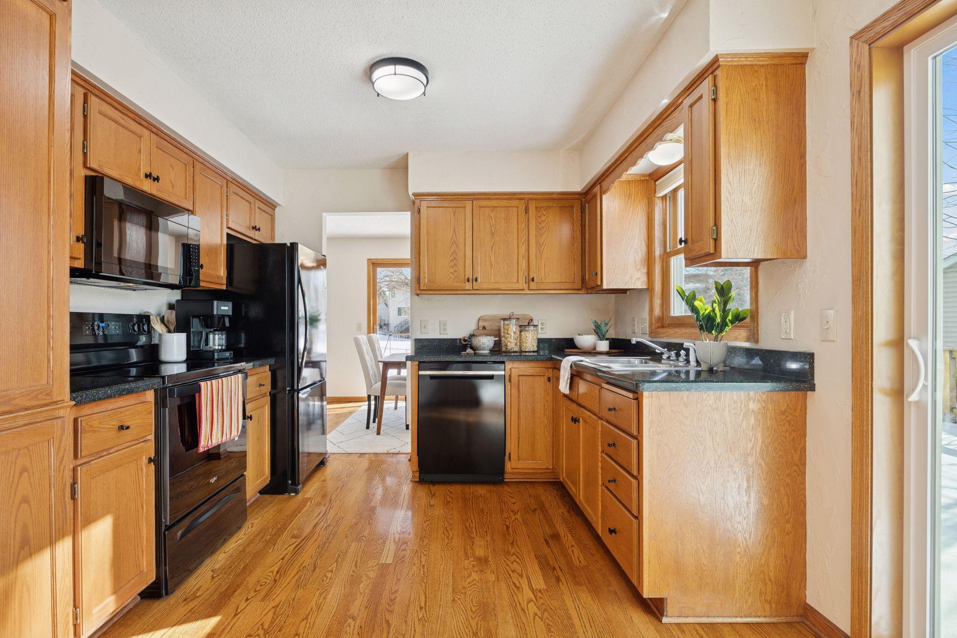 8644 Sycamore Lane North - Spacecrafting - 0016.jpg