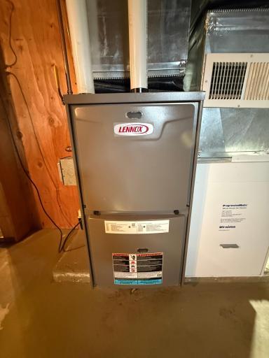 210 Elm Street NE, Fertile, MN 56540