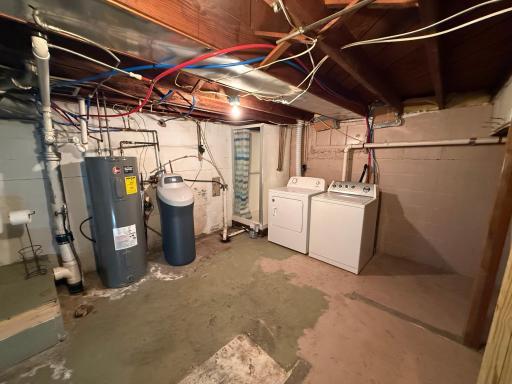 210 Elm Street NE, Fertile, MN 56540