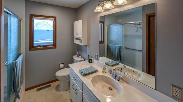 Upstairs Bathroom