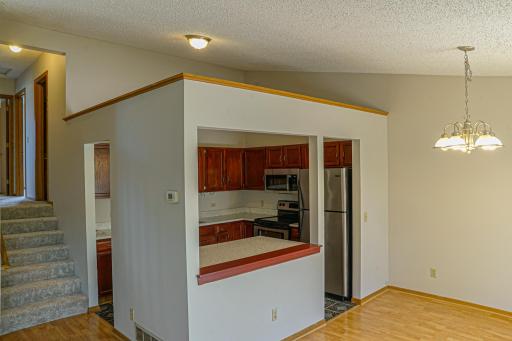 6700 Kara Drive, Eden Prairie, MN 55346