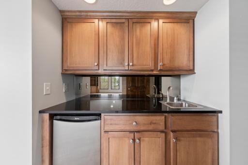 7188 Waterstone Lane, Saint Paul, MN 55125