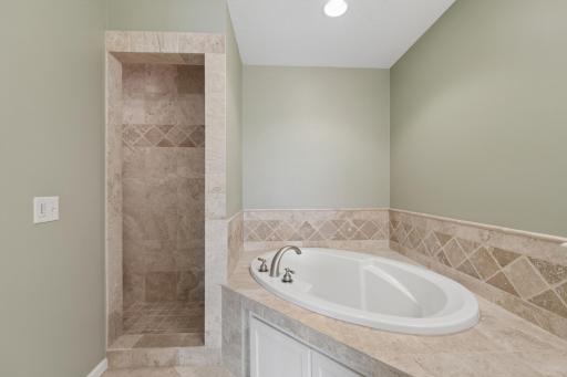 7188 Waterstone Lane, Saint Paul, MN 55125
