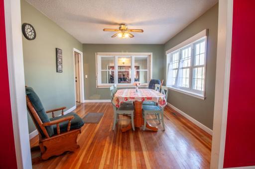 705 Marshall Ave (7).jpg