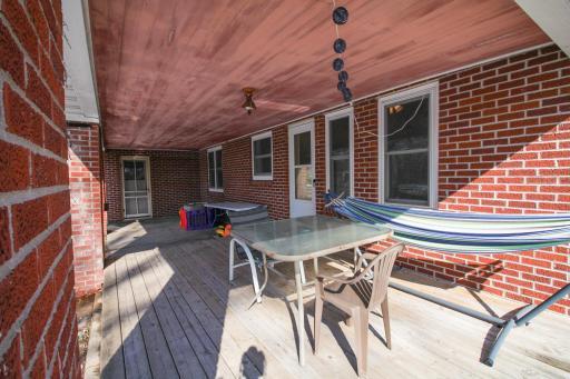 705 Marshall Ave (54).jpg