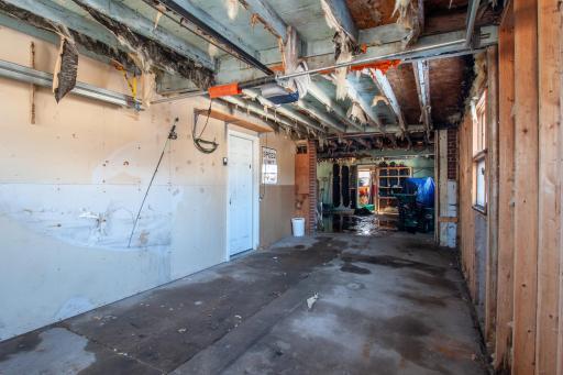 705 Marshall Ave (43).jpg