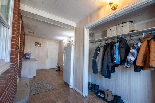 705 Marshall Ave (40).jpg