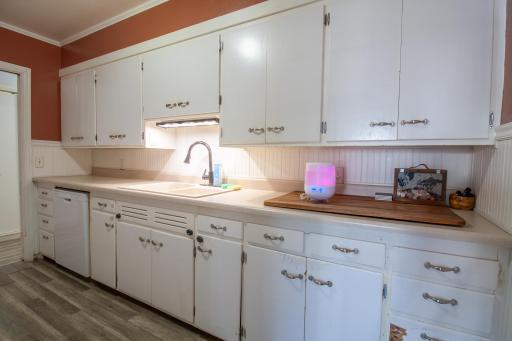 705 Marshall Ave (21).jpg