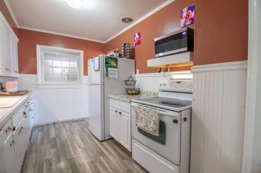 705 Marshall Ave (17).jpg