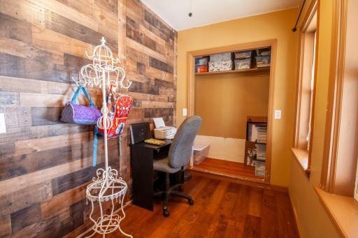 705 Marshall Ave (10).jpg