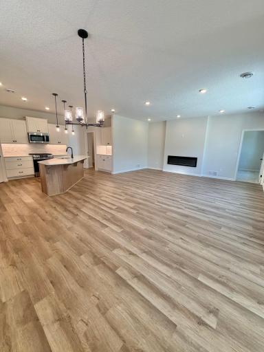 10430 Glenbrook Avenue S, Cottage Grove, MN 55016