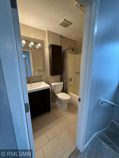 1350 Hampshire Avenue S, Minneapolis, MN 55426