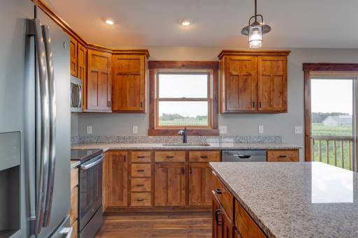 453 Coyote Way, New Richmond, WI 54017